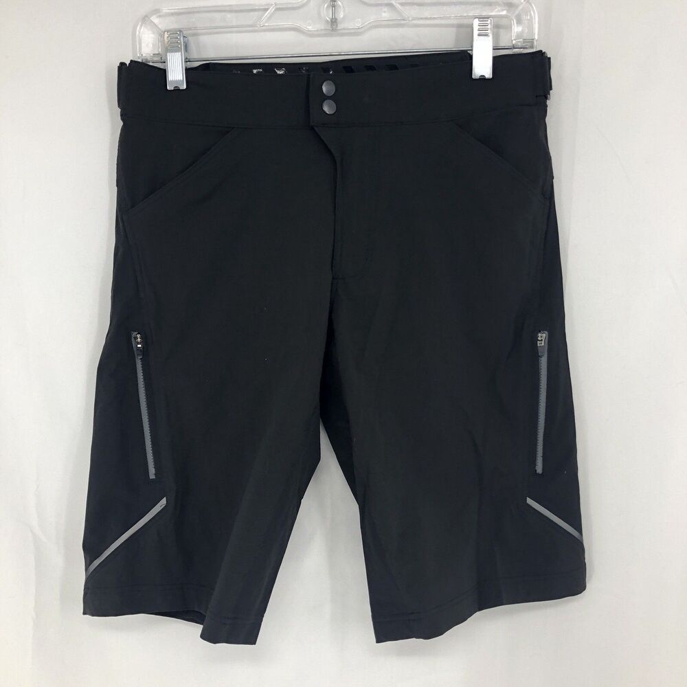 Showers Pass Black Adjustable Reflective Zip Pocket Cycling Shorts 4 11” Inseam